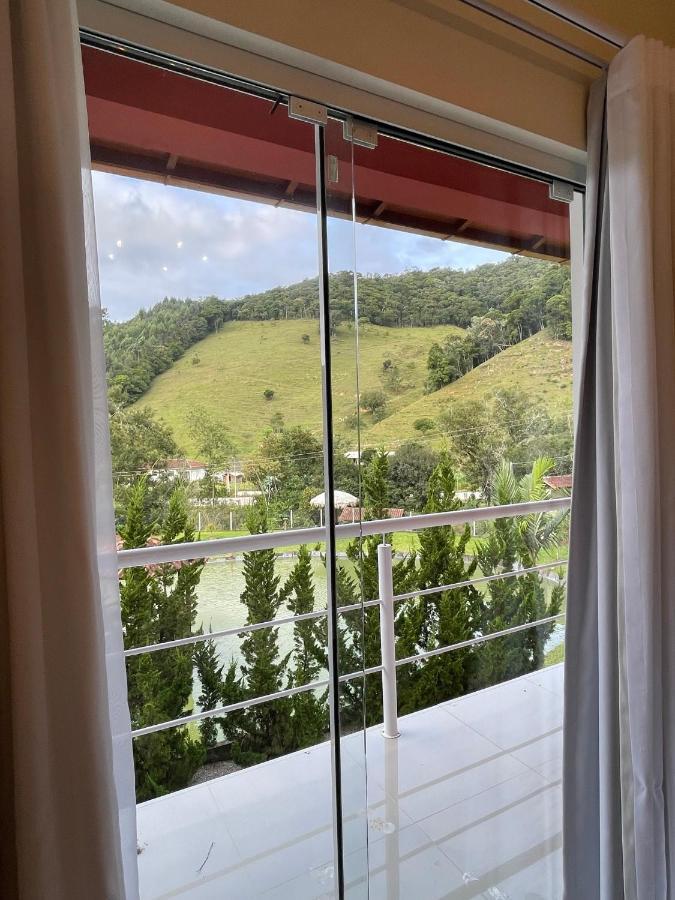 Ampla Casa De Campo - Afaven Águas Mornas Kültér fotó